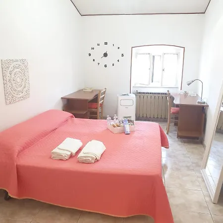 B&B Excelsior - Grandi camere matrimoniali con bagni in condivisione Bed & Breakfast *
