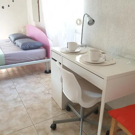 Bed & Breakfast B&B Excelsior - Grandi camere matrimoniali con bagni in condivisione